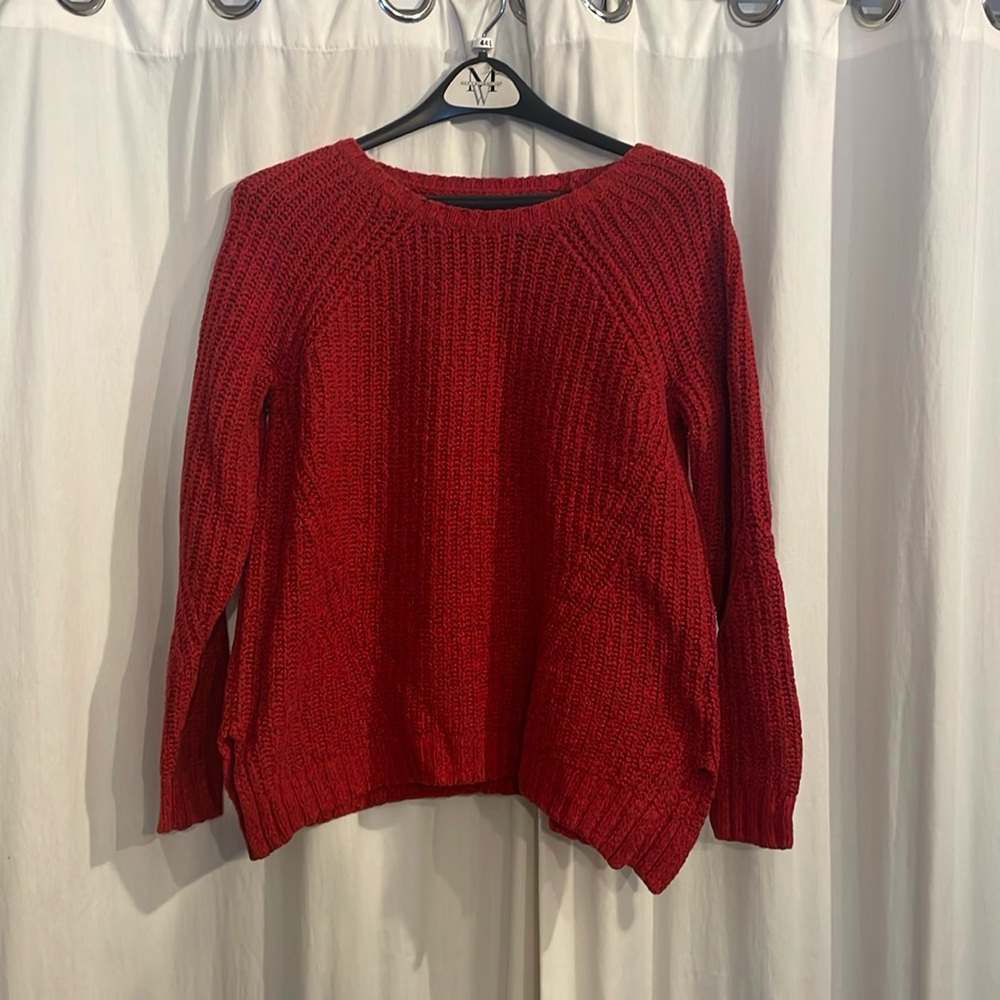 American Eagle Small Red Sweater.